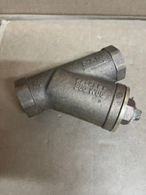 Load image into Gallery viewer, 1 1/2&quot; KECKLEY STYLE F150 CLASS 125 NPT BRONZE BODY Y-STRAINER