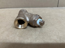 Load image into Gallery viewer, 1/2&quot; KECKLEY STYLE F7 CLASS 125 NPT BRONZE BODY Y-STRAINERS