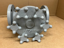 Load image into Gallery viewer, 2&quot; KECKLEY STYLE SGFVK CLASS 150 RF FLANGED CAST CARBON STEEL BASKET STRAINER WITH KNOBS