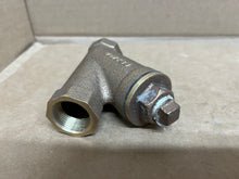 Load image into Gallery viewer, 3/4&quot; KECKLEY STYLE F150 CLASS 125 NPT BRONZE BODY Y-STRAINERS