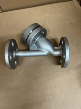 Load image into Gallery viewer, 1/2&quot; KECKLEY STYLE SSA7 CLASS 150 RF FLANGED 316 STAINLESS STEEL Y-STRAINER