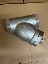 Load image into Gallery viewer, 1 1/2&quot; KECKLEY STYLE SSB7 CLASS 600 SOCKET WELD 316 STAINLESS STEEL Y-STRAINER