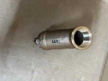 Load image into Gallery viewer, 3/4&quot; KECKLEY STYLE F7 CLASS 125 NPT BRONZE BODY Y-STRAINER