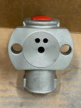Load image into Gallery viewer, PENNANT 1/2&quot; PU11Y STRAINER CONNECTOR